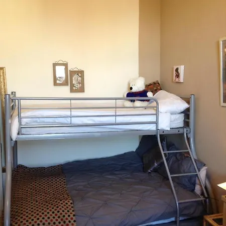 Central Homestay